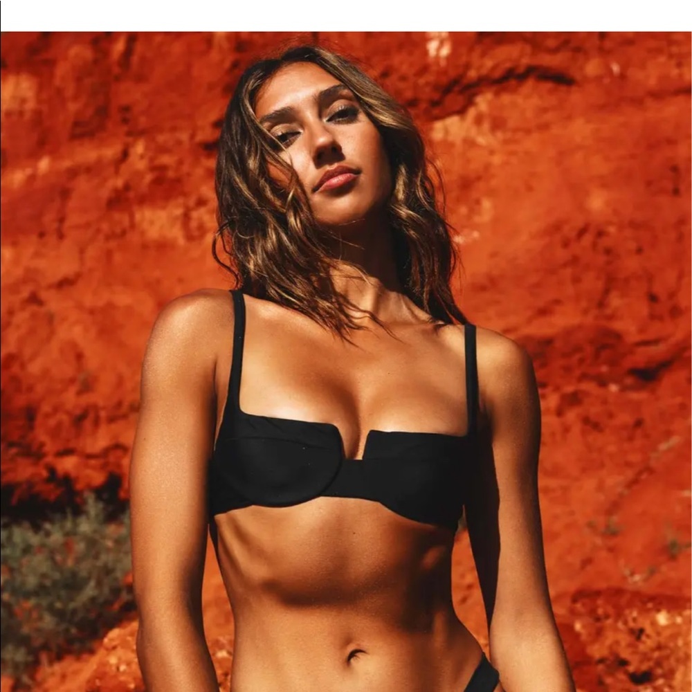 Black balconette swim bikini top ark swim NWT